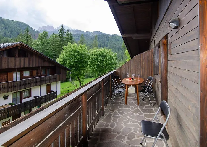 Estate In Montagna アパート サン・ヴィート・ディ・カドーレ