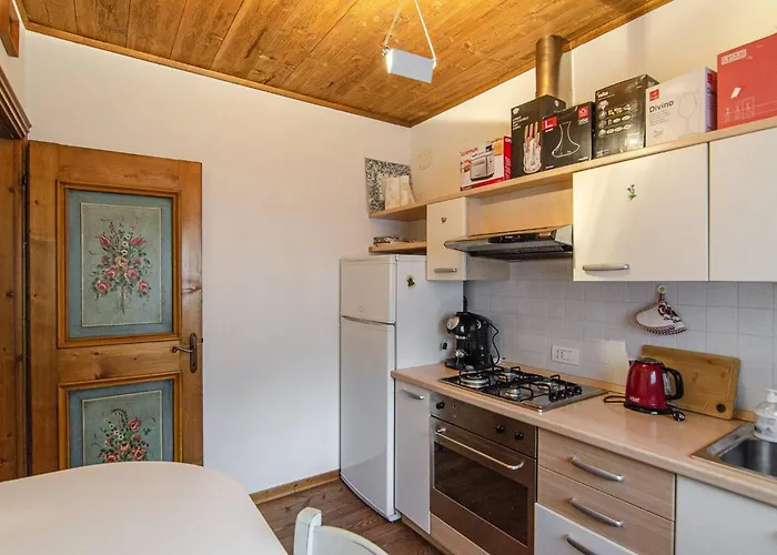 Estate In Montagna アパート