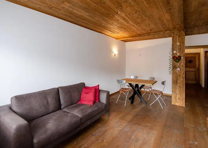 Estate In Montagna アパート *